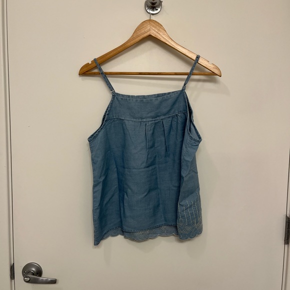 Keep It Sweet Chambray embroidered tank - Picture 6 of 6